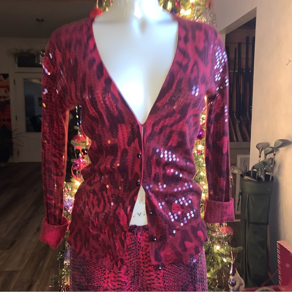 Get Noticed! In This 2 Pc Red Hot Sequence Red An… - image 3